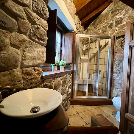 La Casita Del *